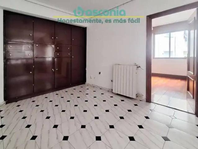 Piso en Venta en Basauri