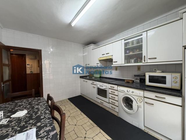 Piso en venta en Basauri, Centro Ariz Uribarri. Pisos.