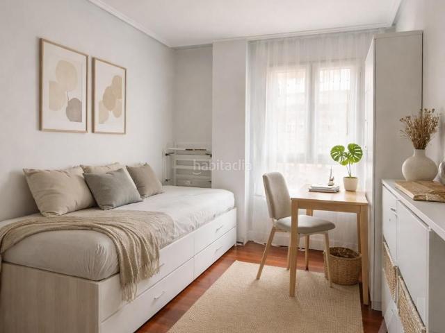 Piso en venta en Basauri, Kalero Basozelai. Precioso piso reformado. Pisos.