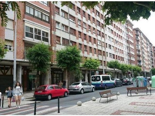 Piso en Venta en Barakaldo, Vizcaya