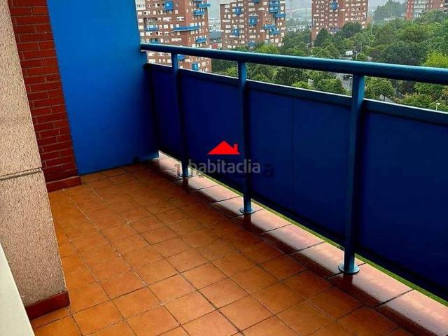 Piso en venta en Barakaldo, Arteagabeitia Retuerto Kareaga. Exclusiva vivienda con balcón y vistas al Jardín Botánico de Barakaldo. Pisos.