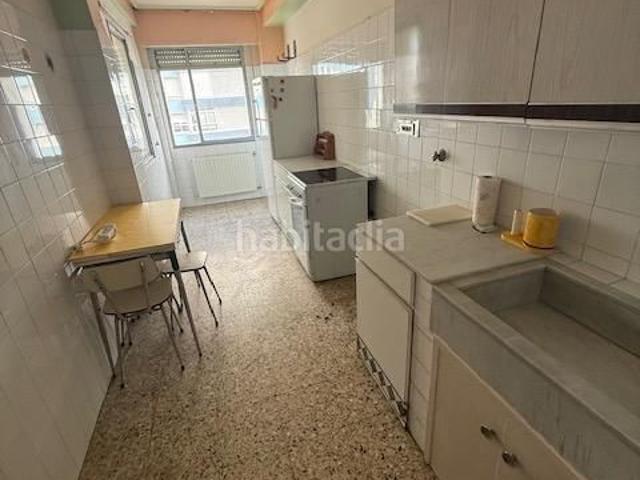 Piso en venta en Barakaldo, Cruces. SE VENDE PISO EN LA PAZ CORREOS. Pisos.