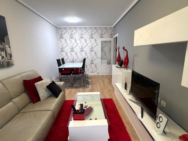 Piso en venta en Barakaldo, Lutxana Llano. Pisos.