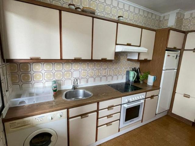 Piso en venta en Barakaldo, Lutxana Llano. EXCLUSIVA Piso de 3 dormitorios con terraza en Cruces. Pisos.