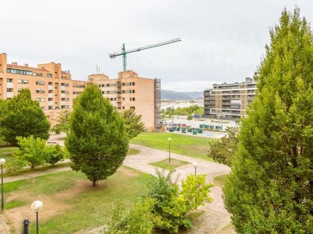 Piso en venta en Barañain, Navarra