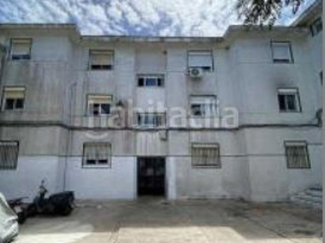 Piso en venta en Barbate, Barbate. INMUEBLE ALQUILADO SIN ACCESO AL INTERIOR. Pisos.