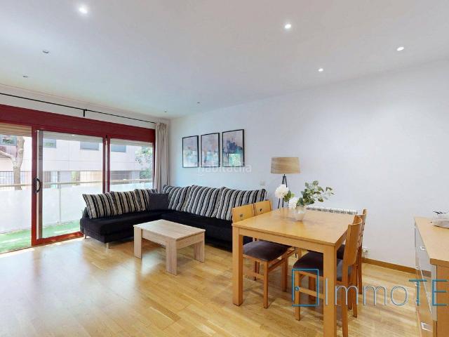 Piso en venta en Barberà del Vallès, Barri Antic. PISO, PARKING, TRASTERO Y ZONA COMUNITARIA CON PISCINA EN EL PARC EUROPA. Pisos Barberà del.