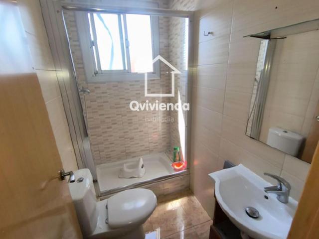 Piso en venta en Barberà del Vallès, La Romànica. Piso de 2 hab en venta en Barberà del Vallès. Pisos Barberà del.