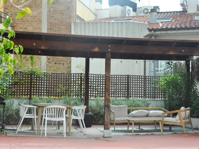 Piso en venta en Barcelona, Tres Torres. Entresuelo con gran terraza en Tres Torres Sarrià. Pisos.