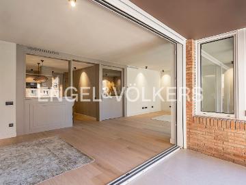 Piso en venta en Barcelona, Tres Torres. Fabuloso piso reformado en Tres Torres. Pisos.