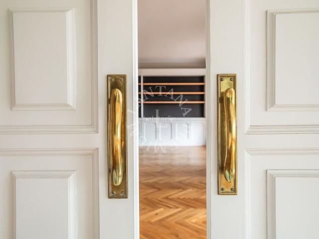 Piso en venta en Barcelona, Tres Torres. MAGNÍFICO PISO OFF MARKET EN TRES TORRES. Pisos.