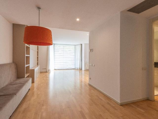 Piso en venta en Barcelona, Tres Torres. MAGNÍFICA VIVIENDA CON GRAN TERRAZA DE 59m2 EN SARRIÁ. Pisos.