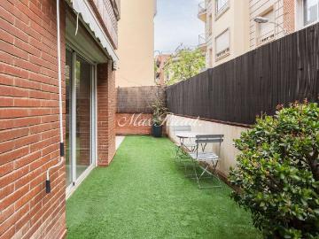 Piso en venta en Barcelona, Tres Torres. Piso de 4 dormitorios y parking en Tres Torres 170m. Pisos.