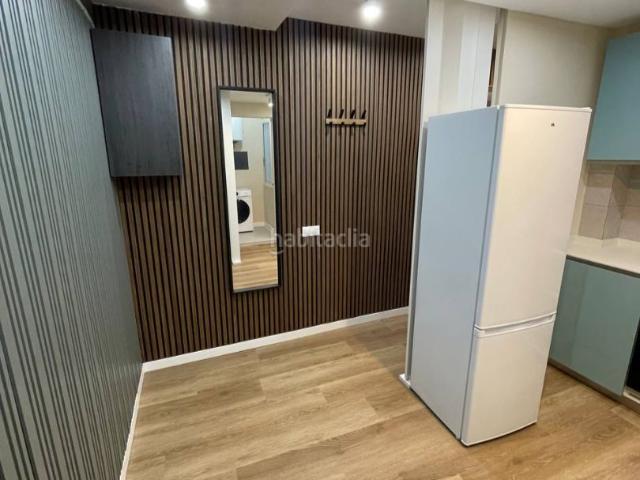 Piso en venta en Barcelona, Turó de la Peira. Piso en venta en Calle Travau. Pisos.