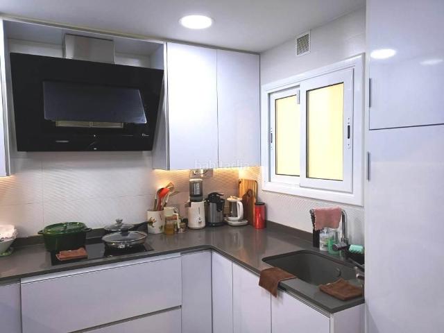 Piso en venta en Barcelona, Vall d´Hebron. Magnífico piso reformado a estrenar en Vall dHebron, junto a hospitales e instalaciones deportivas. Pisos.