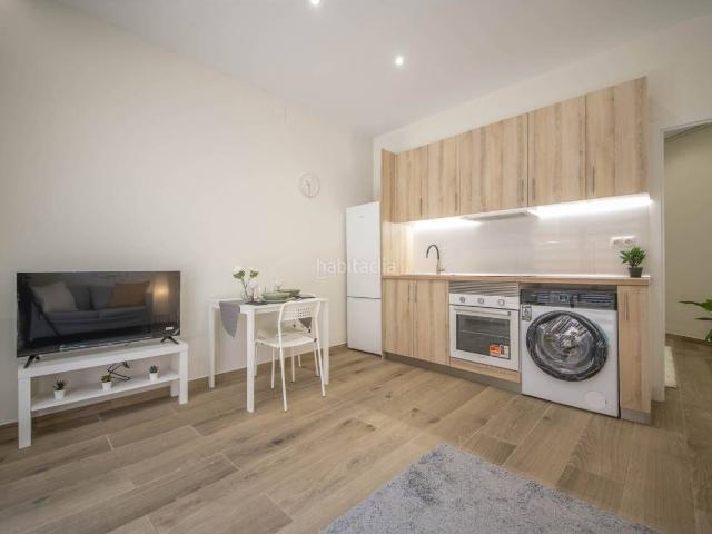 Piso en venta en Barcelona, Vall d´Hebron. Piso en venta!. Pisos.