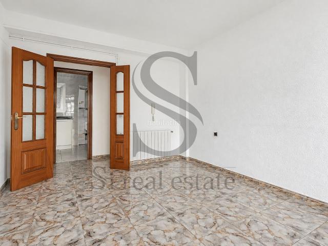 Piso en venta en Barcelona, Vall d´Hebron. Pisos.