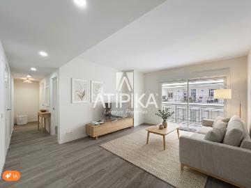Piso en venta en Barcelona, Vallcarca Penitents. Piso en venta de 3 habitaciones reformado junto a Plaça dAlfons Comín. Pisos.