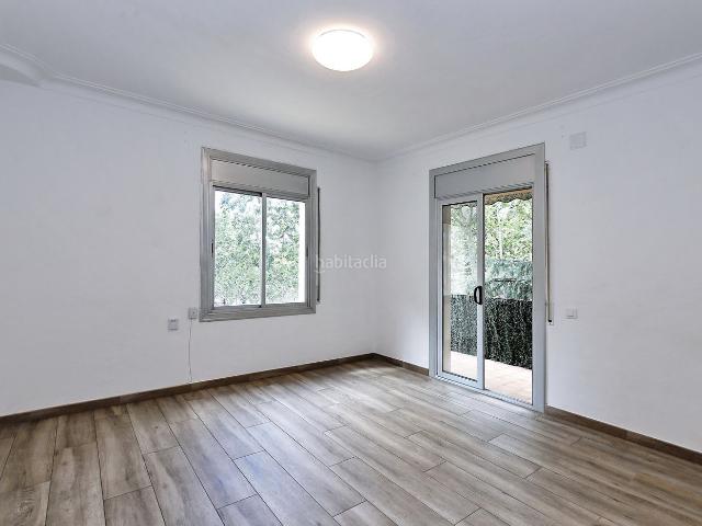 Piso en venta en Barcelona, Vallcarca Penitents. Piso Luminoso en Vallcarca. Pisos.