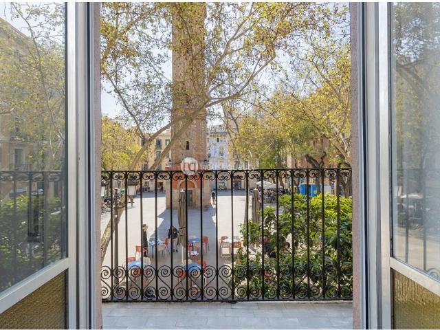 Piso en venta en Barcelona, Vila de Gràcia. Te imaginas una vivienda donde realmente puedas hacerlo TODO, aquello que siempre habías soñado?. Pisos.