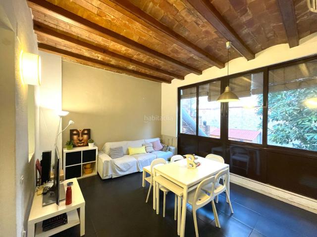 Piso en venta en Barcelona, Vila de Gràcia. Fantástico piso de 90m2 con 4 habitaciones y 2 baños a 1 calle de Passeig de Gràcia. Pisos.