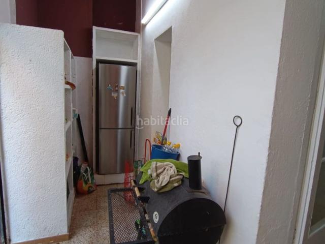 Piso en venta en Barcelona, Vila de Gràcia. OPORTUNIDAD DE INVERSION EN GRACIA CON PATIO. Pisos.