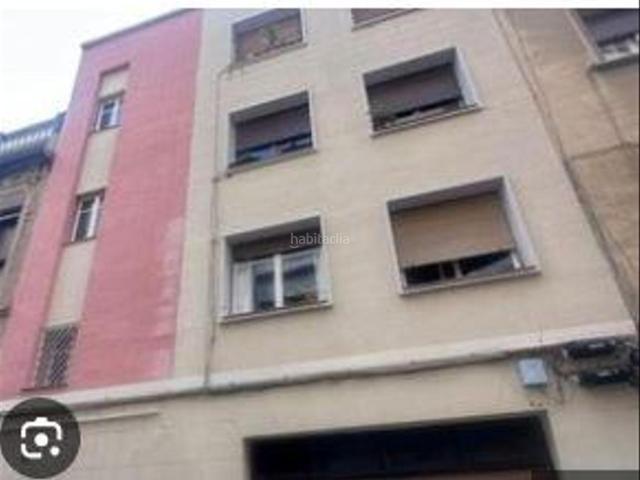 Piso en venta en Barcelona, Vila de Gràcia. Piso alquilado hasta 2027 en Gràcia. Pisos.