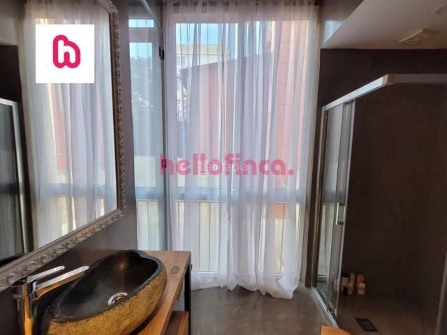 Piso en venta en Barcelona, Vila de Gràcia. Piso completamente reformado con esencia original en Vila de Gràcia Barcelona. Pisos.
