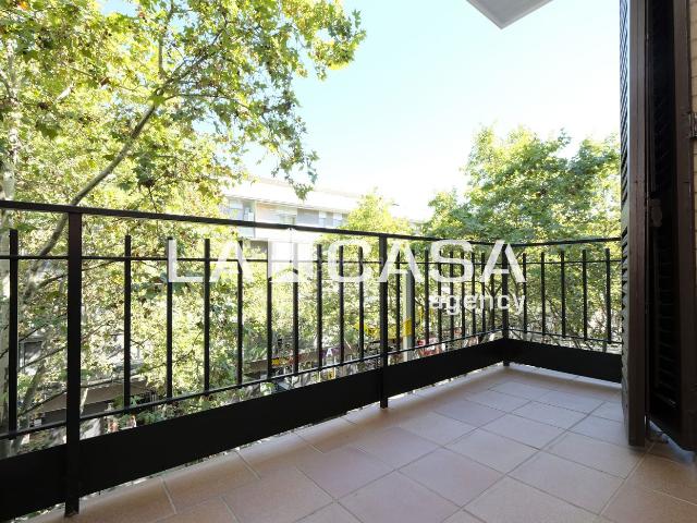 Piso en venta en Barcelona, Vilapicina Torre Llobeta. OPORTUNIDAD EN LA MEJOR ZONA DE PASEO FABRA I PUIG!. Pisos.