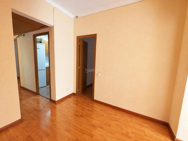 Piso en venta en Barcelona, Vilapicina Torre Llobeta. SE VENDE PISO EN BARCELONA, ZONA VILAPISCINA. Pisos.