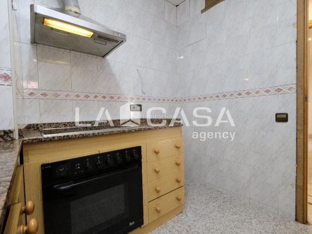 Piso en venta en Barcelona, Vilapicina Torre Llobeta. Piso en venta en Calle de lEscultor Llimona. Pisos.