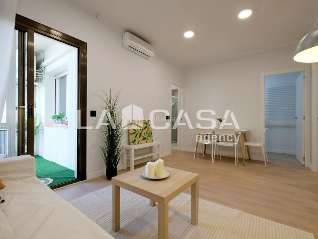 Piso en venta en Barcelona, Vilapicina Torre Llobeta. Piso en venta en Calle d'Escòcia. Pisos.