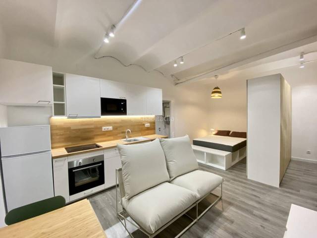 Piso en venta en Barcelona, Vilapicina Torre Llobeta. Piso reformado a estrenar en venta. Pisos.