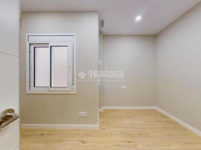 Piso en venta en Barcelona, Baix Guinardó. Piso en venta en Barcelona. Pisos.