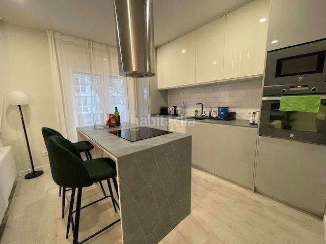Piso en venta en Barcelona, Baix Guinardó. Pisos.
