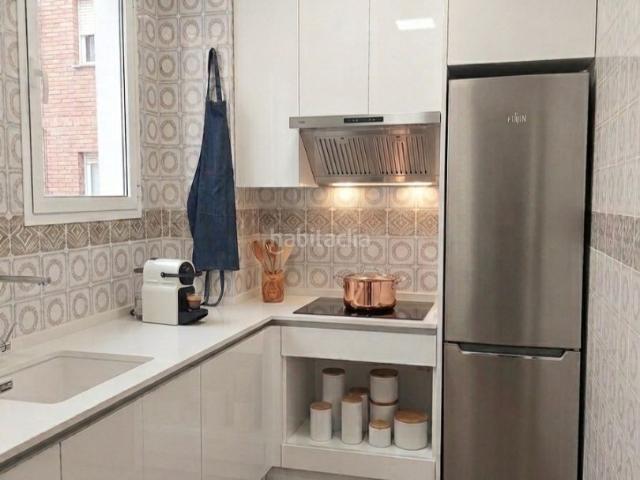 Piso en venta en Barcelona, Baix Guinardó. Pisos.