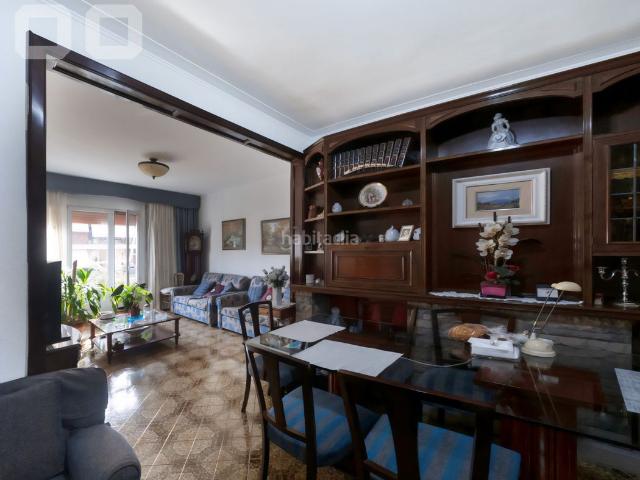 Piso en venta en Barcelona, Baix Guinardó. Venta del 50% de la Nuda Propiedad. Pisos.