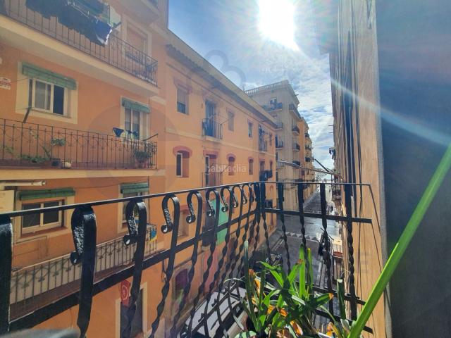 Piso en venta en Barcelona, Barceloneta. A 100 METROS DEL MAR. Pisos.
