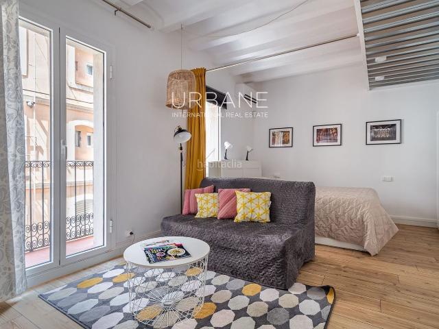 Piso en venta en Barcelona, Barceloneta. Encantador estudio de 36 m en venta en Barceloneta, Barcelona A pasos de la playa. Pisos.
