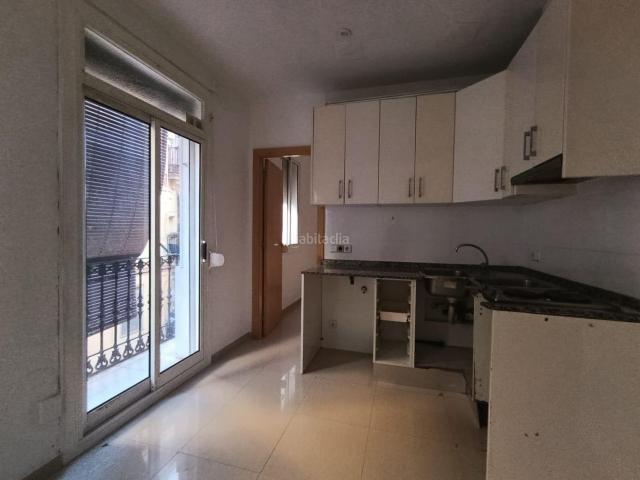 Piso en venta en Barcelona, Barceloneta. Piso céntrico en la Barceloneta. Pisos.
