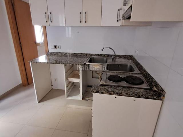 Piso en venta en Barcelona, Barceloneta. Piso en venta en Calle dels Magatzems. Pisos.