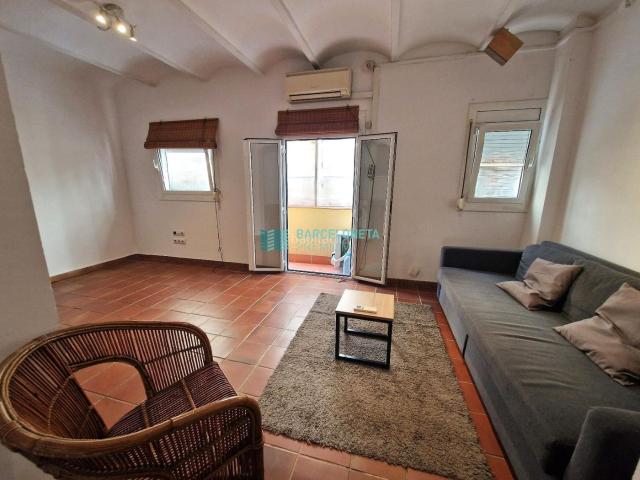 Piso en venta en Barcelona, Barceloneta. PISO EN VENTA EN LA BARCELONETA! SEGUNDA LÍNEA DE MAR. Pisos.
