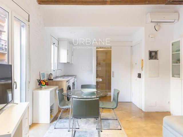 Piso en venta en Barcelona, Barceloneta. Piso reformado de 1 dormitorio a pocos pasos de la playa de la Barceloneta. Pisos.