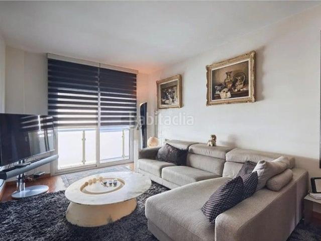 Piso en venta en Barcelona, Barceloneta. Última planta con terraza privada en La Barceloneta. Pisos.