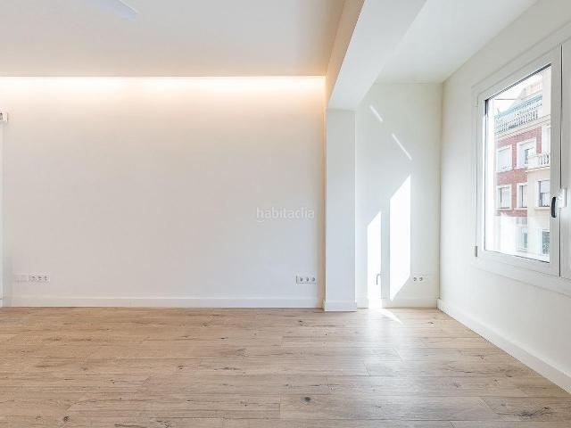Piso en venta en Barcelona, Barri de les Corts. Calle Europa Calle Galileu. Pisos.