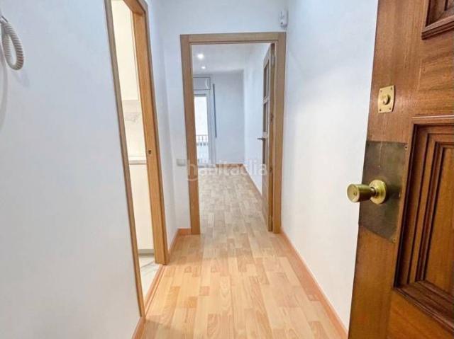 Piso en venta en Barcelona, Barri de les Corts. A ESTRENAR EN LES CORTS! PRECIOSO PISO TOTALMENTE REFORMADO EN UNA UBICACIÓN PRIVILEGIADA DE BARCELONA. Pisos.