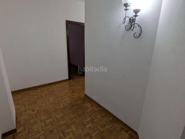 Piso en venta en Barcelona, Barri de les Corts. Amplio piso en el corazón de Les Corts. Pisos.