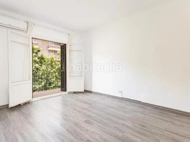 Piso en venta en Barcelona, Barri de les Corts. alto, tranquilo con balcon !. Pisos.