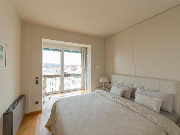 Piso en venta en Barcelona, Barri de les Corts. Av Sarrià Travessera de Les Corts. Pisos.