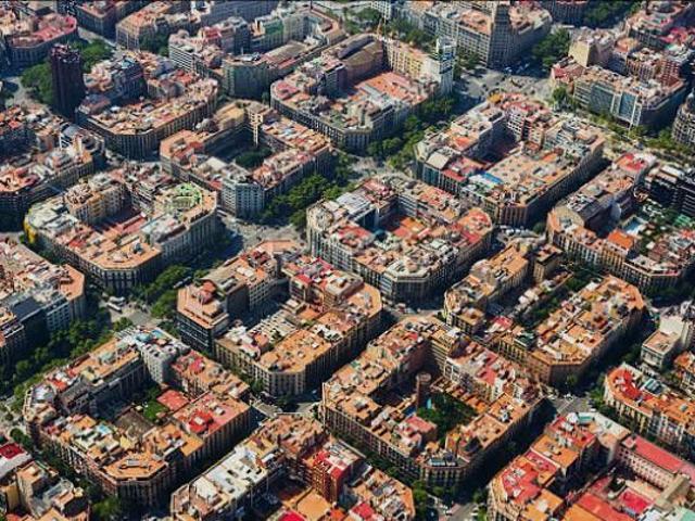 Piso en venta en Barcelona, Barri de les Corts. Francesc Macià Josep Tarradellas. Pisos.